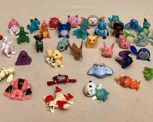 MMS110 Forty-Seven Mini Pokémon Figures 