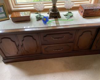 not sure what to call this short marble topped thing w/storage