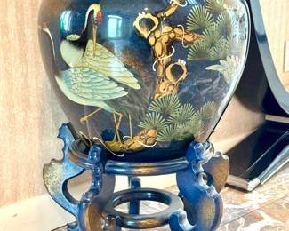 Japanese porcelain vase with cranes.