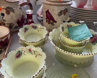Heisey large berry bowl with 6 smaller bowls, perfect condition, 