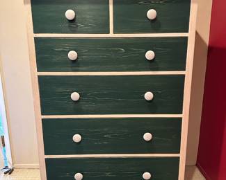 Green/White 6 Drawer Dresser