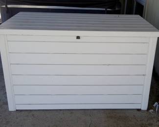 Keter Hinged Lid Storage Polyvinyl Box, 34" X 58" X 32.5"