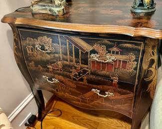 Chinoiserie chest