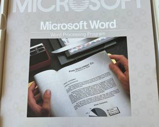 Original Mac 1986 w Printer, Keyboard,  Mouse and Manuals 