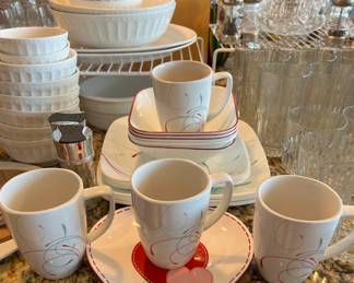 Gibson Dinnerware, Corelle Coordinates Porcelain 