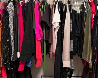 Women's Clothing Sm, XS,...