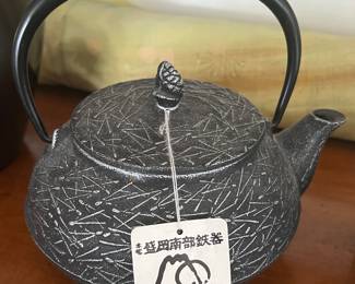 NAMBU Cast Ironware Morioka Japan IWACHU