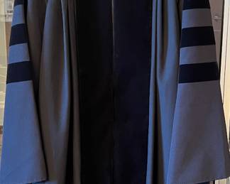 Artneedle Cap & Gown Co