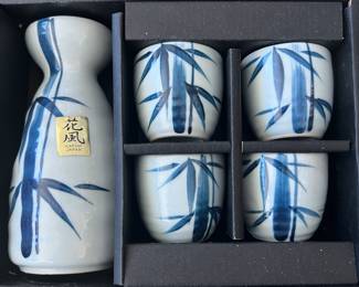Saki Set