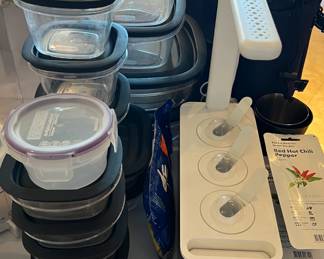 Assorted Kitchenwares