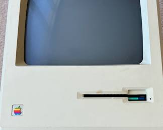 Original Mac 1986 w Printer, Keyboard,  Mouse and Manuals 