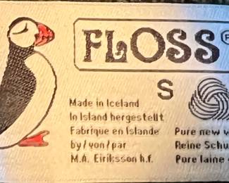 FLOSS Sz S Made in Iceland Sweater 