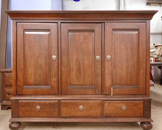 ETHAN ALLEN OLD WORLD TREASURES MEDIA & ENTERTAINMENT CENTER AND STORAGE CABINET