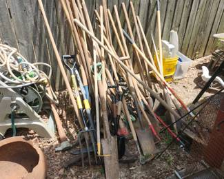 Great condition yard tools ...lots of them!