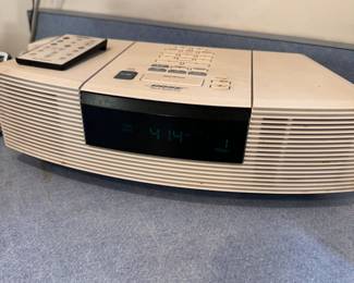 Bose Wave Radio/CD player, CD player not tested, radio works well