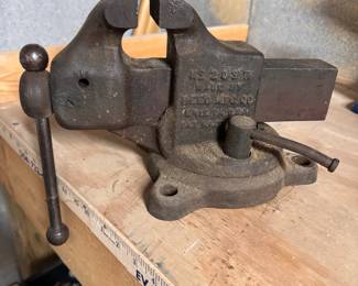 Reed Manufacturing No. 203R vise 12"L