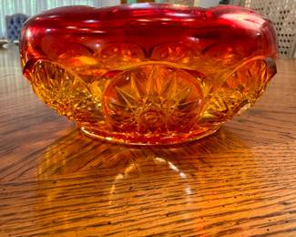 Amberina glass bowl with hobstars 6"W