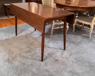 Vintage laminate dining table, drop sides minor scratches 48"L x 22"W with 6.5" drop sides