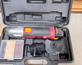 Chicago Electric Power Tools multifunction tool with case, working but not fully tested