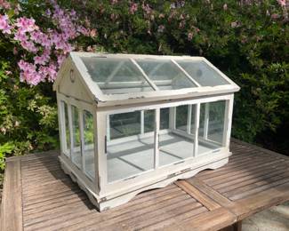 Tabletop decorative greenhouse
