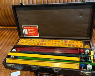 Mahjong Vintage Bakelite Set 