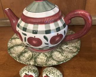 Tea Pot and Salt and Pepper Shakers