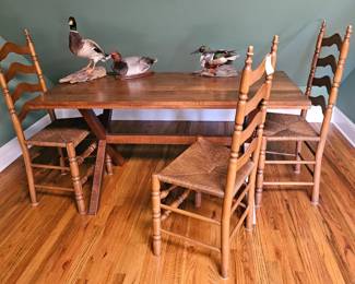 Excellent Pine Cross Leg Table with Four Chairs