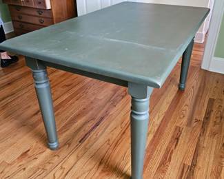 Green Pine Table