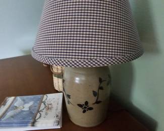 Old Crock Lamp