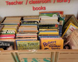 Teacher / Classroom / Library books GALORE!