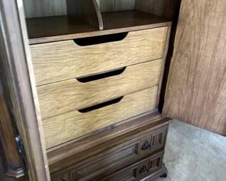 Armoire. Mid century modern  $249
