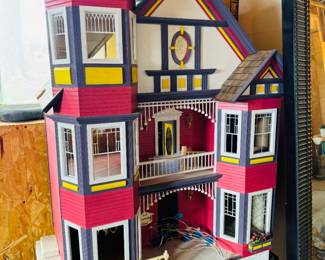 Massive Doll House