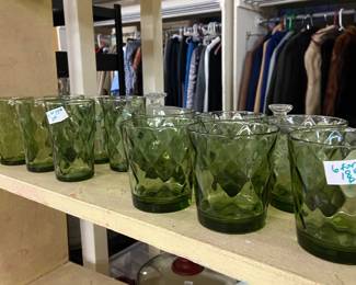 Green glassware sets