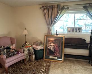 Full size antique bed