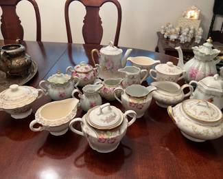 Variety of China cream & sugar sets
