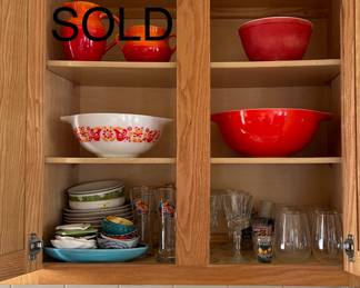 Le Creuset SOLD
PYREX AVAILABLE 
