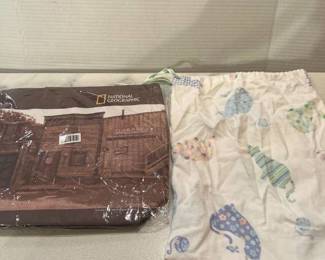 National Geographic tote and cat drawstring bag
