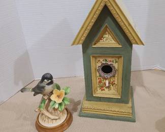 Birdhouse decor 13 inches tall and Andrea by Sadek black cap chickadee on wooden lift