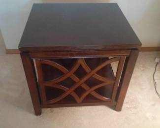 Side table. 24 x 25 x 22.5. Located in basement. Matches lots 1007 1008