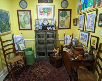 Lovely breakfast nook area, with all of my favorite pieces! Getting hungry? Come sit a spell and we'll talk about the neighbors. 