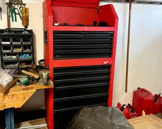 Milwaukee tool chest with the tools in it. Great condition.