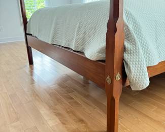 Cherry Four Poster California King Bed	1800
