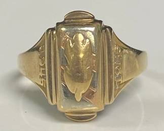 10k Gold 1945 Class Ring