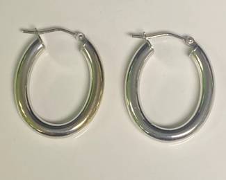 Eternal Gold Classic 1 Polished Oval Hoop Earrings