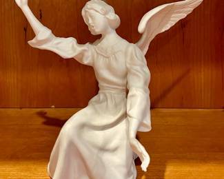 Boehm Porcelain "Angel Kneeling" Figurine