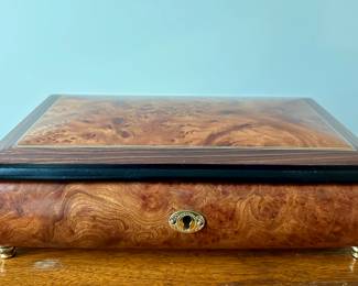 Italian Music Box (The Wind Beneath My Wings)