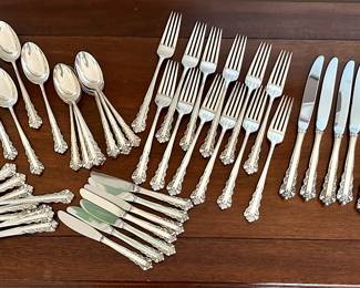 Lunt Sterling Silver Silverware Set (7 butter knives, 12 knives, 12 dinner forks, 12 salad forks, 12 soup spoons, 12 teaspoons)