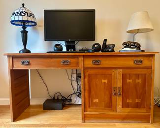 Stickley Harvey Ellis Desk