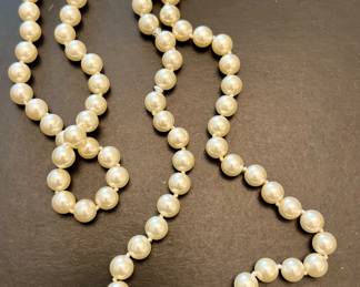 Oroton Pearl Necklace