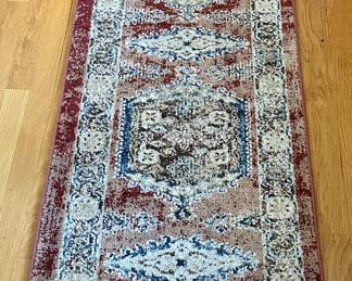 Runner (maroon, blue, cream)